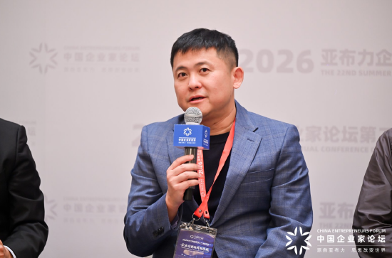 复宏汉霖朱俊：未来所有制药企业都是AI制药企业	，不存在不依赖AI的生物制药企业